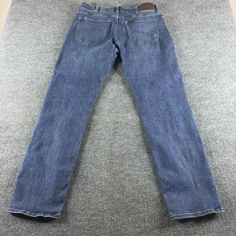 Lee Jeans Mens 34x34 Blue Extreme Motion MVP Straight Stretch Denim 2018227